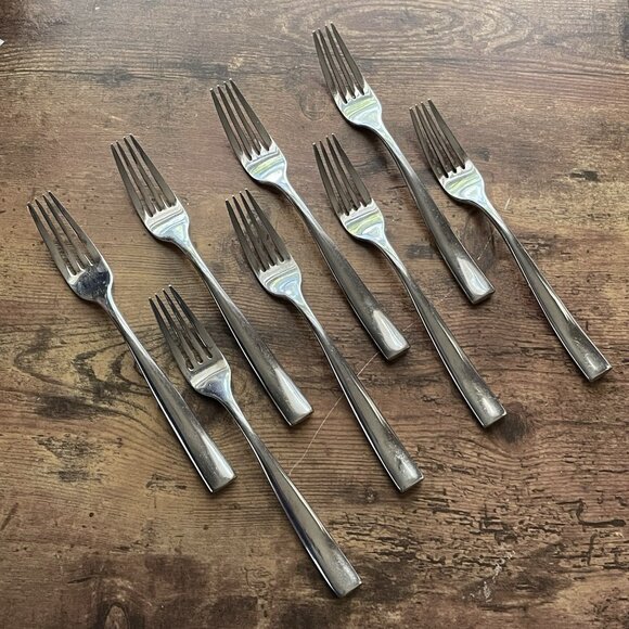 Barenthal Couture Dinner Fork Set of 8 8" Glossy 18/10 Stainless Steel Flatware - Picture 1 of 5
